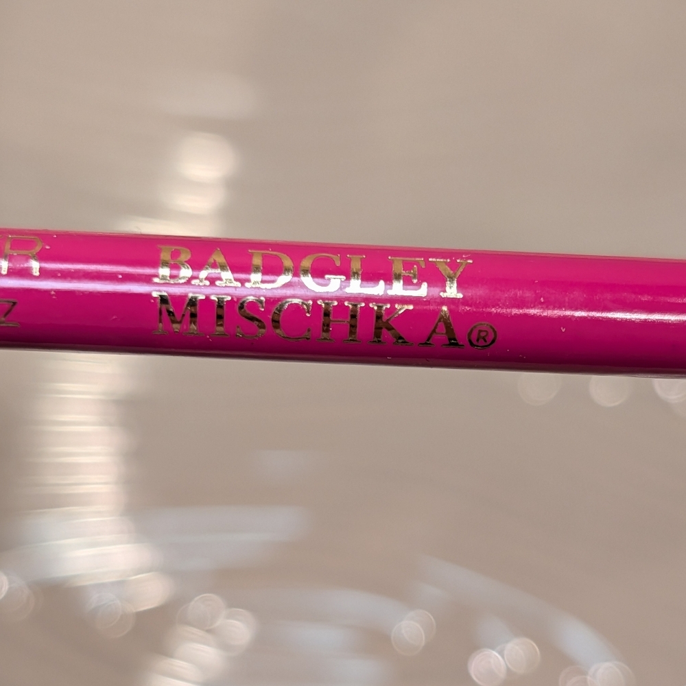 Badgley Mischka Fuchsia Lip Liner New - Picture 2 of 5